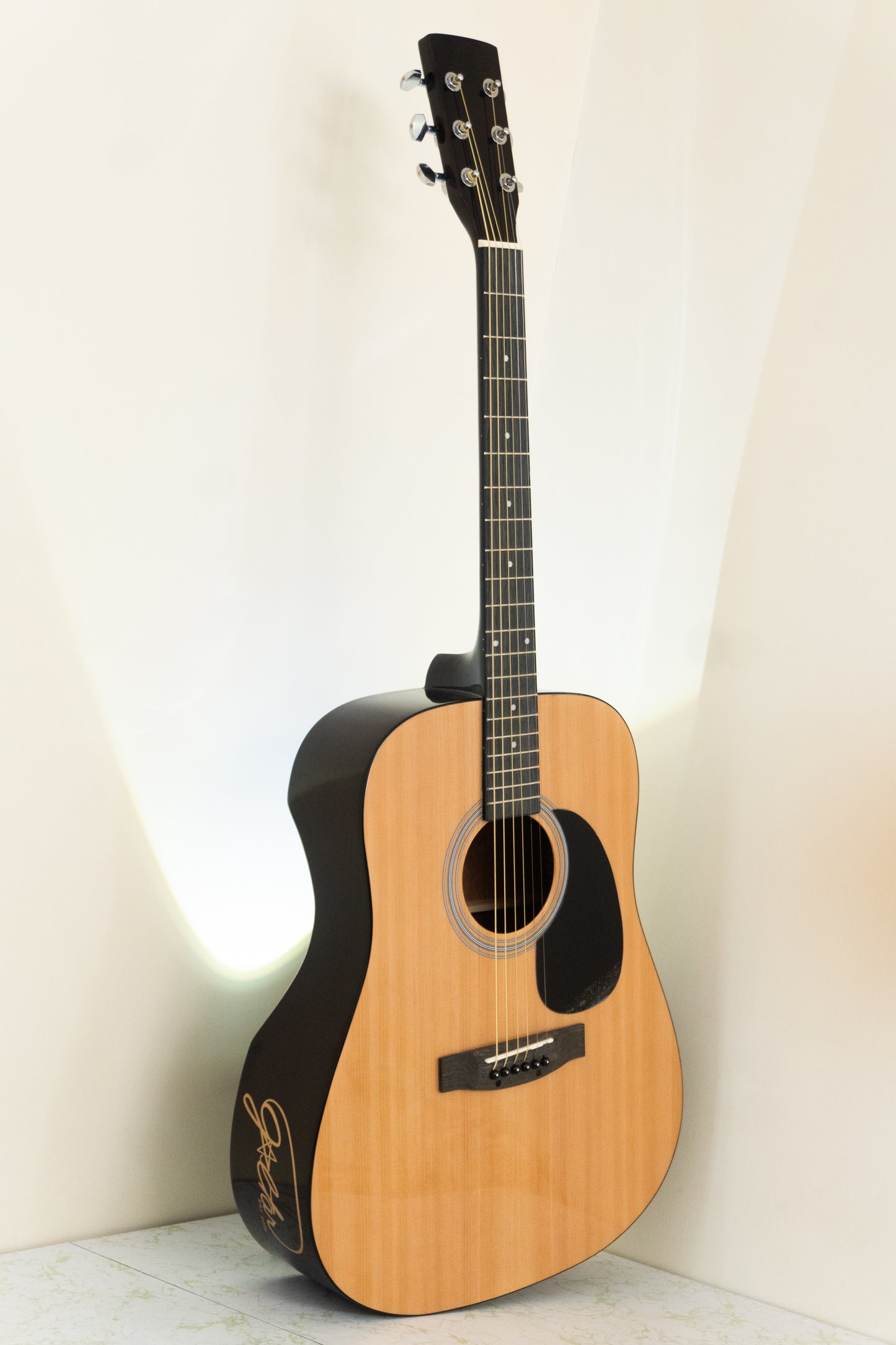 Standard Guitar
